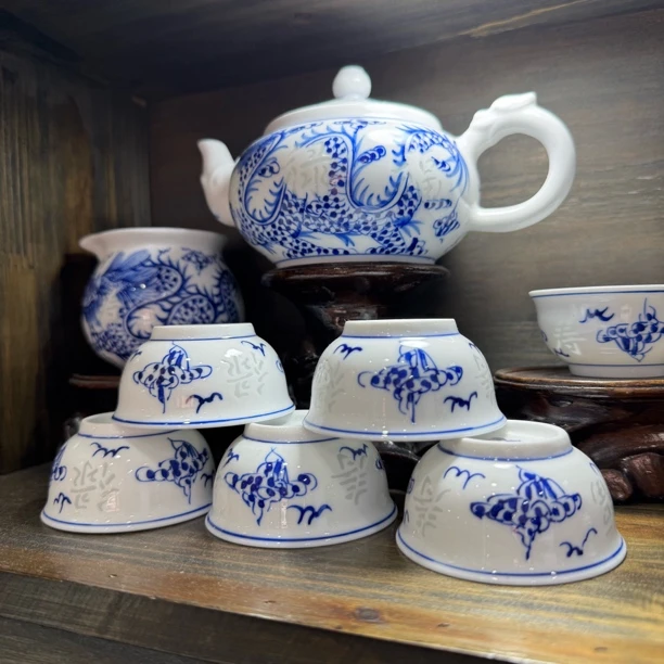 景德镇陶瓷手绘重工龙款功夫茶具家用送人礼品八头茶具套装