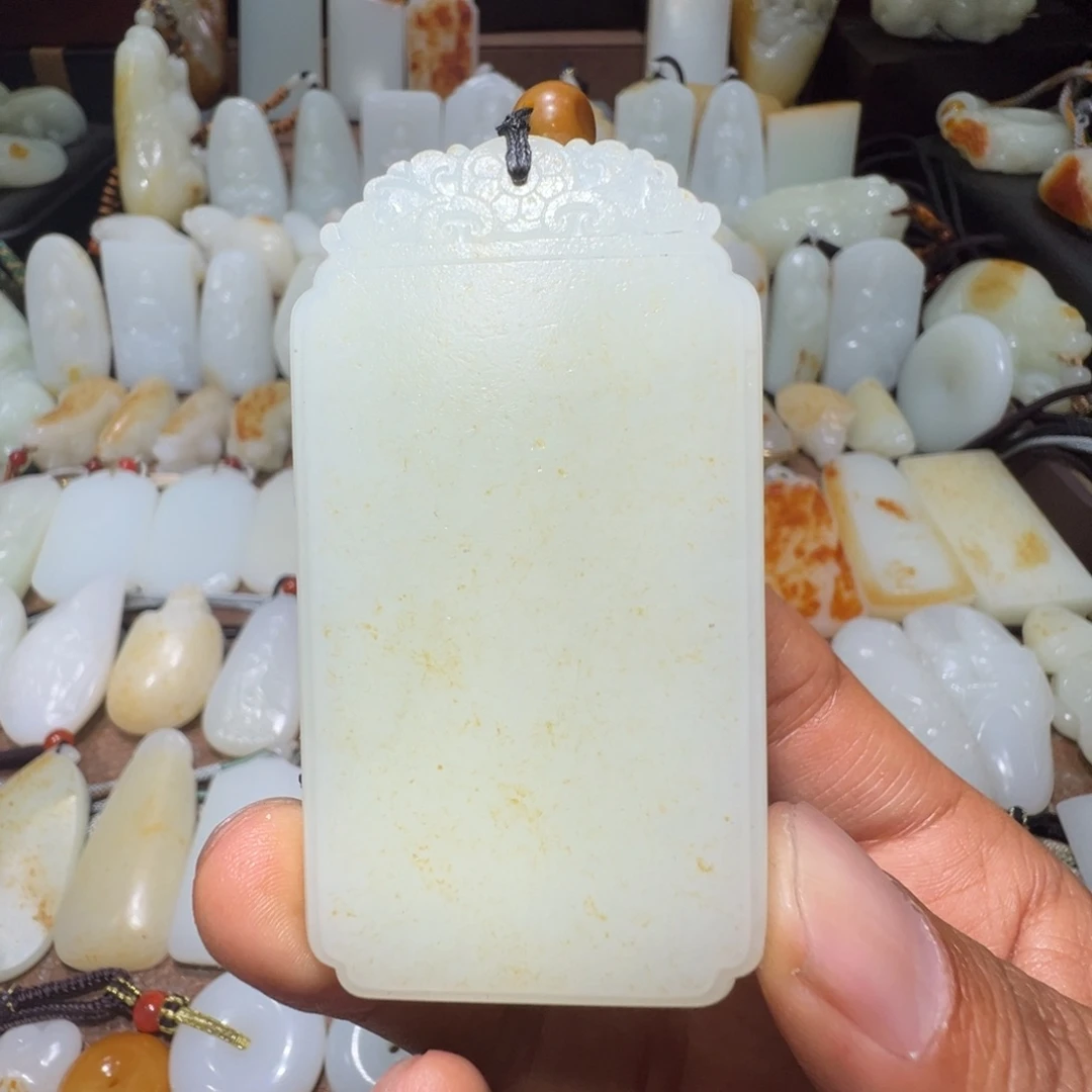 和田玉吊坠(不含链)未镶嵌$*飞