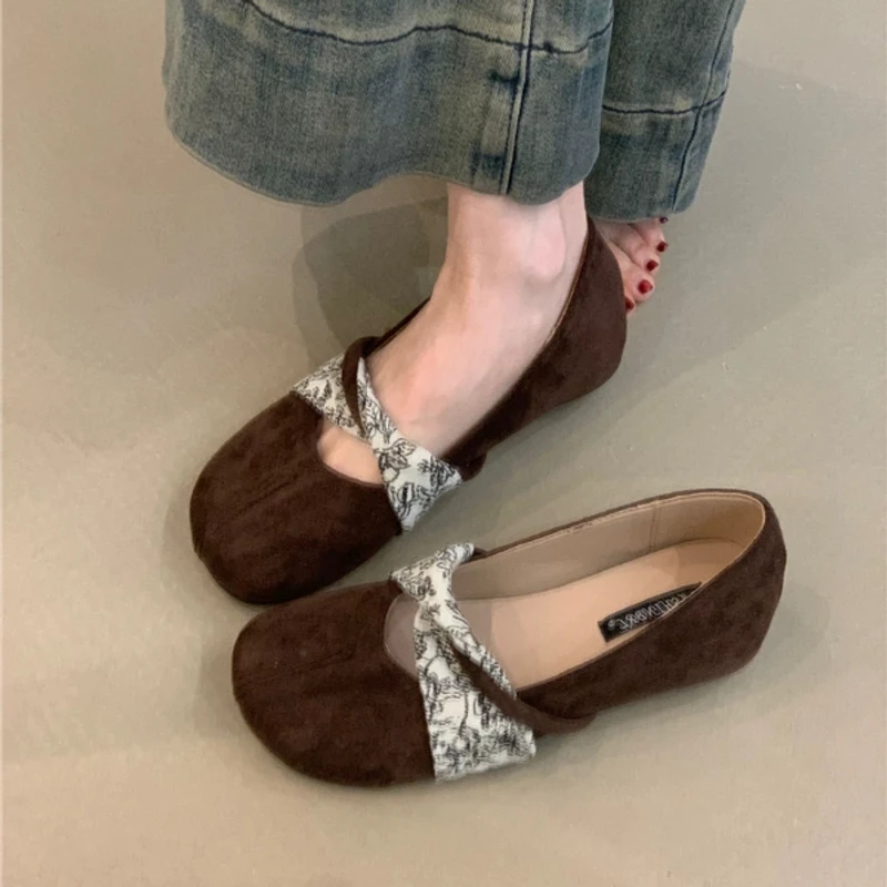 复古圆头一字带绒面玛丽珍鞋女鞋内增高百搭不累脚通勤平底单鞋女