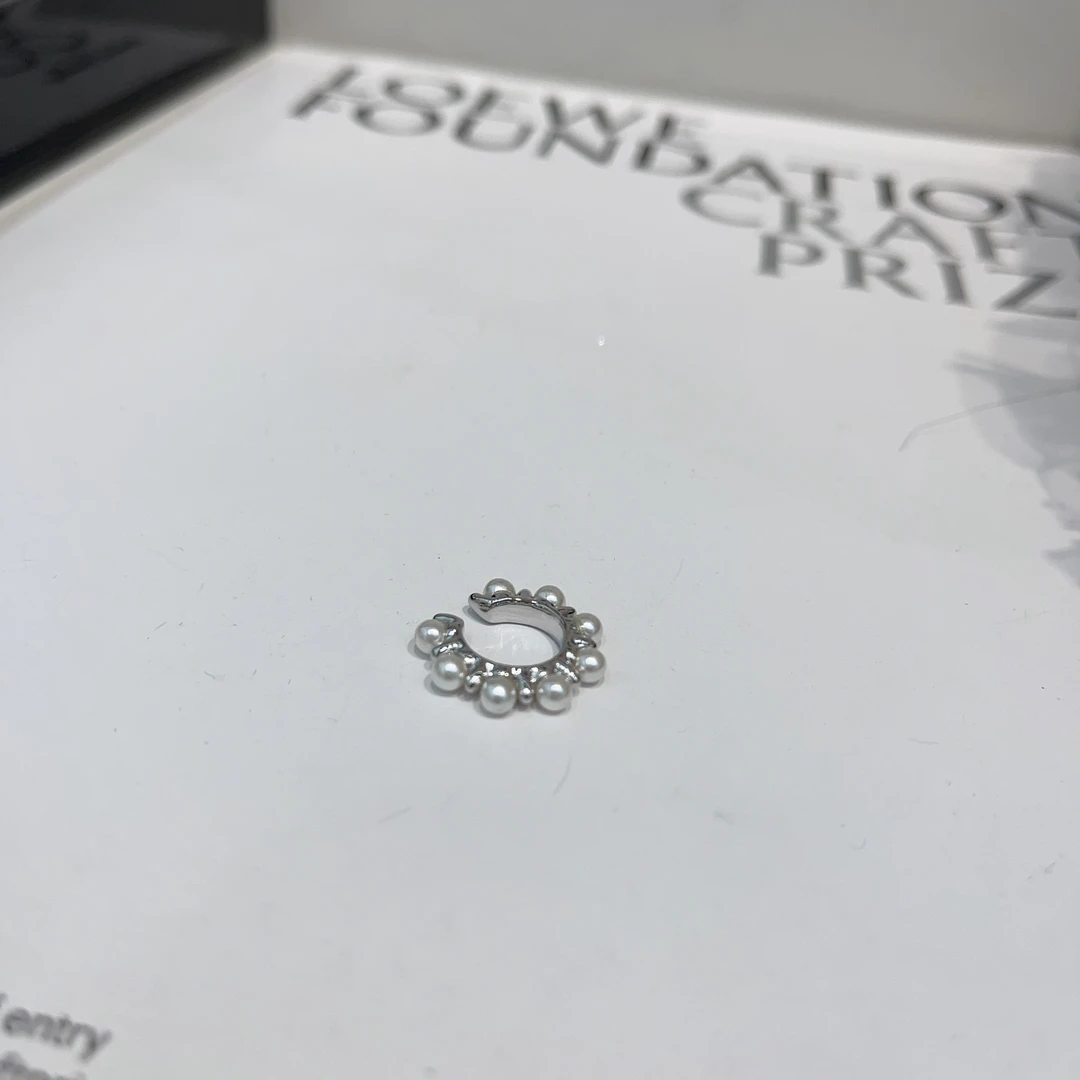 非金属亚克力耳饰 B69小米猪猪耳骨夹