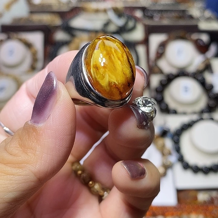 琥珀未镶嵌裸石蜜蜡