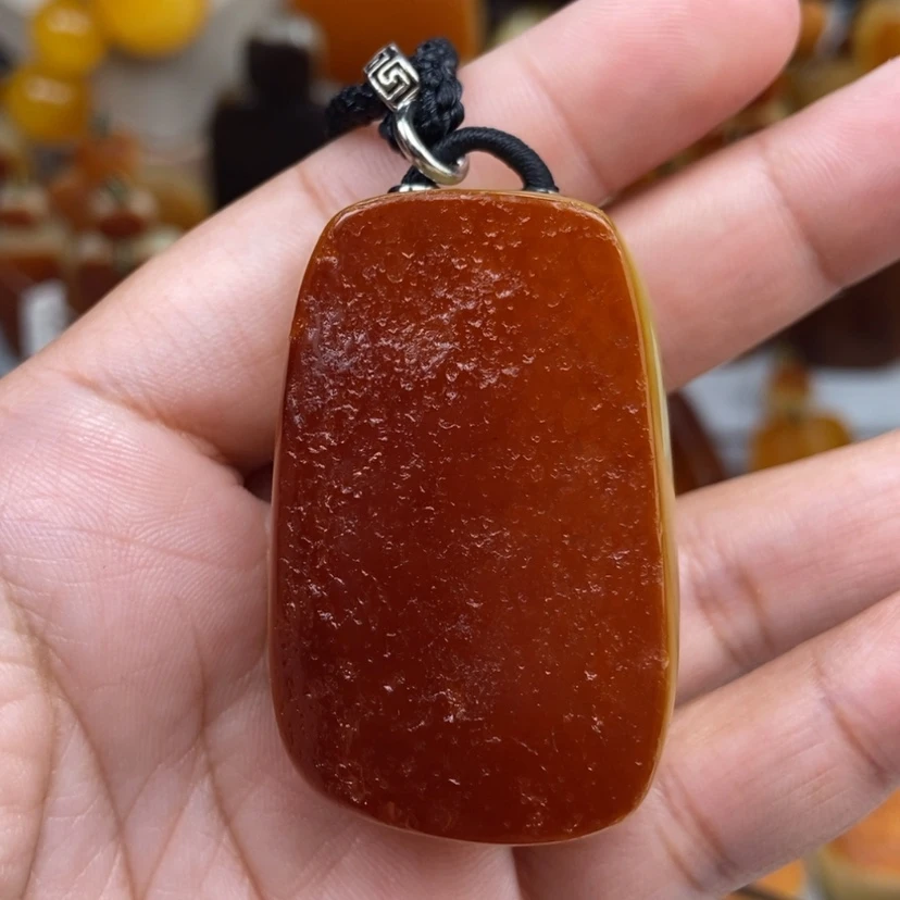 【闪购商品】琥珀颈饰未镶嵌