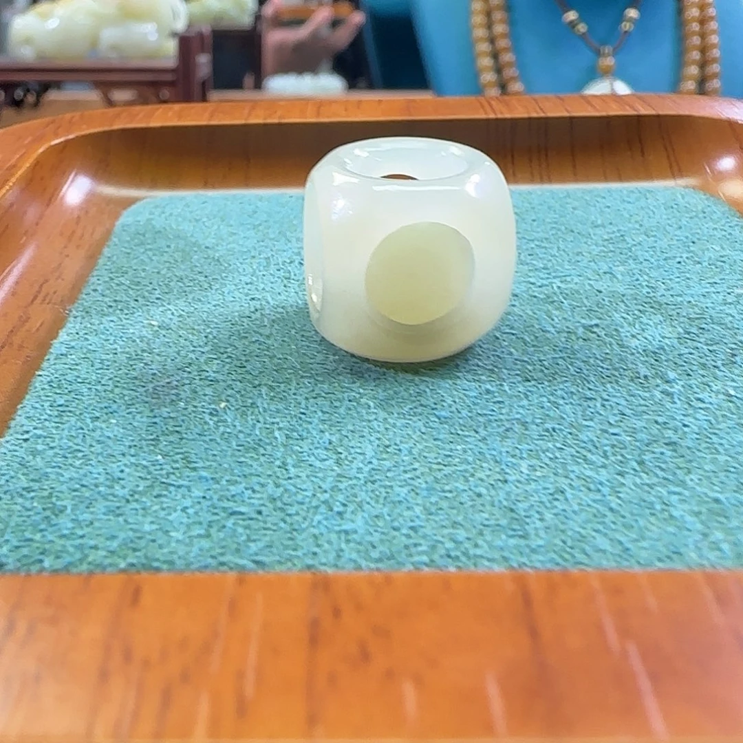 南红玛瑙未镶嵌手链
