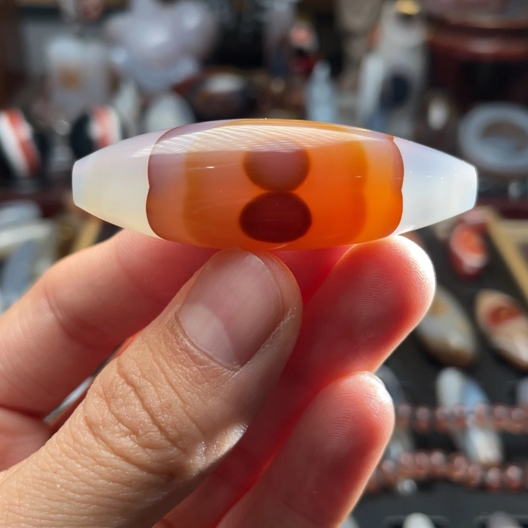 求***底玛瑙/玉髓未镶嵌颈饰