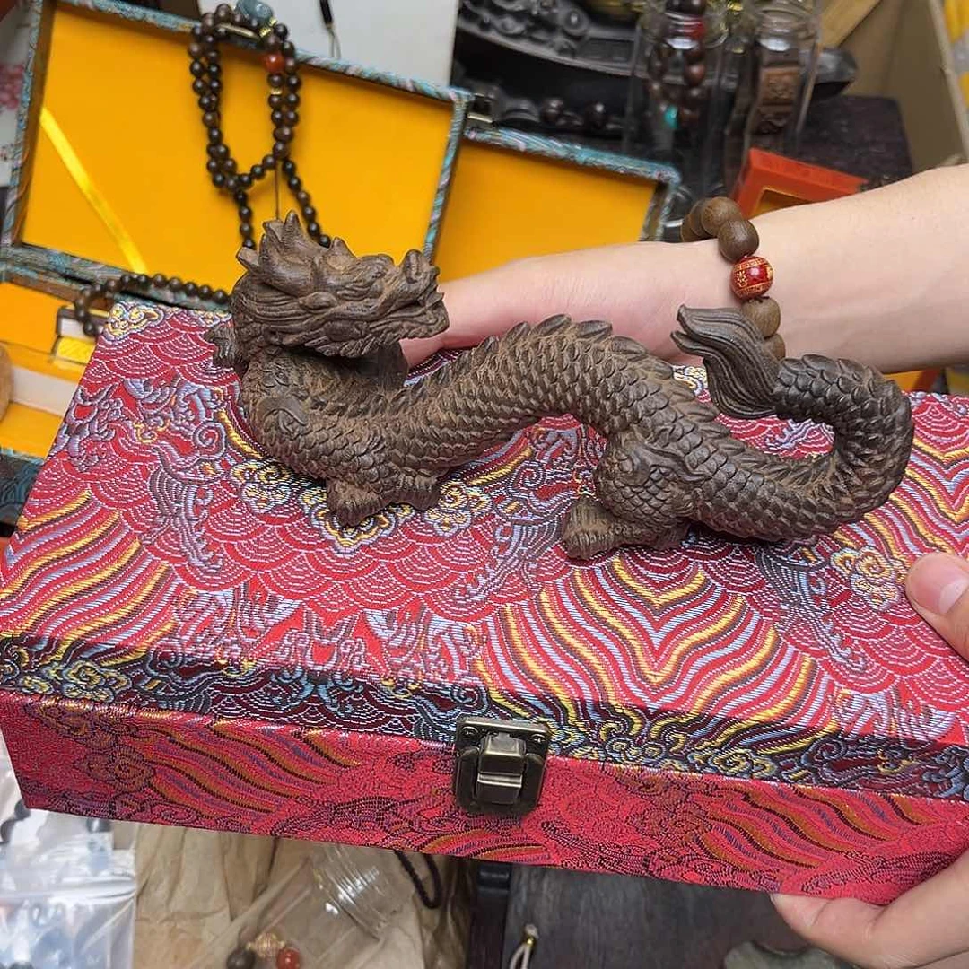 大叶紫檀（黑酸枝木类）