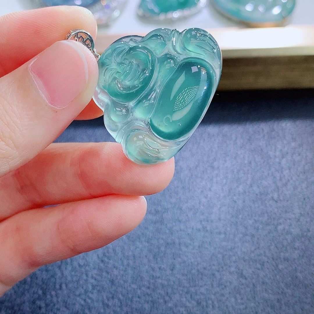 颈饰未镶嵌翡翠翡翠