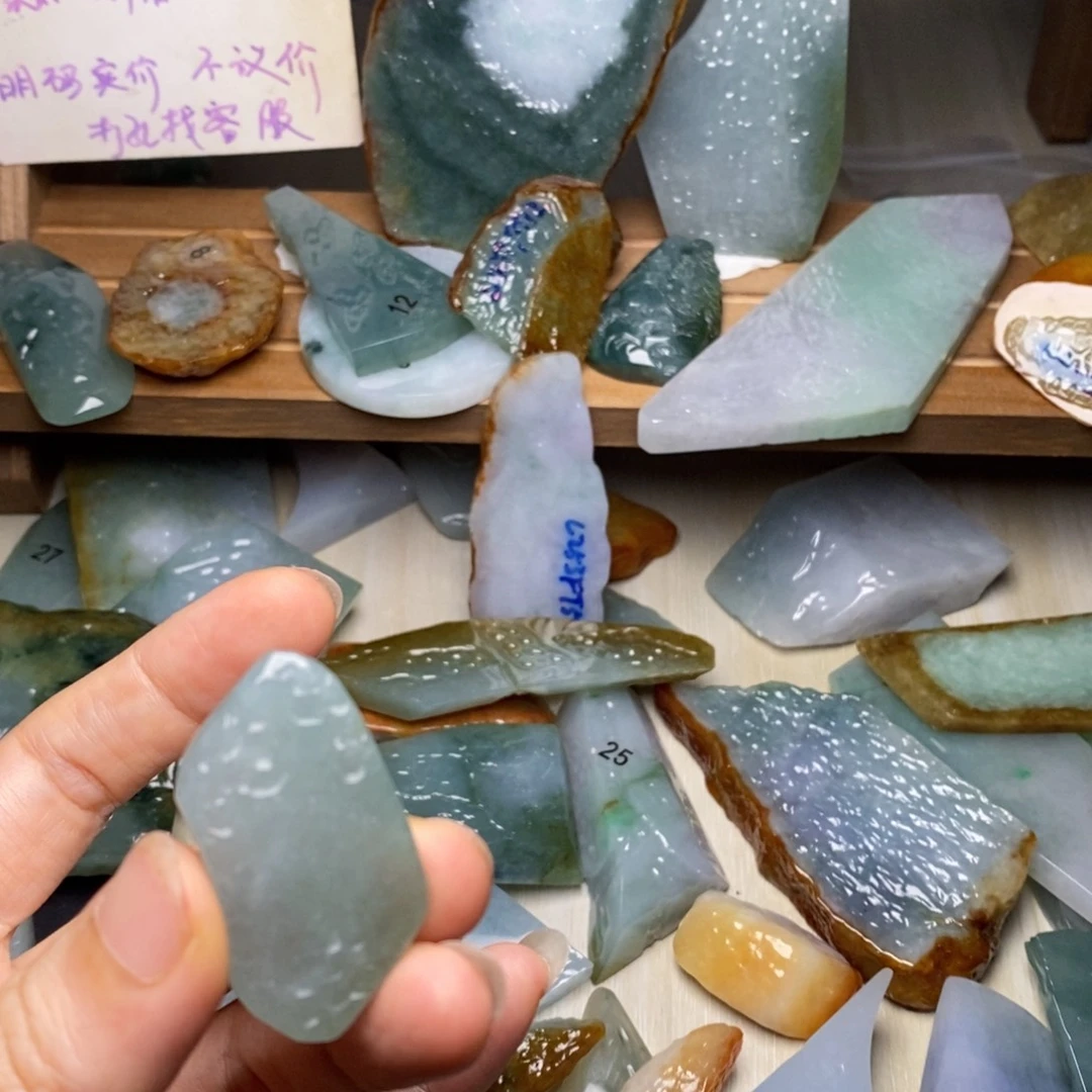 翡翠未镶嵌颈饰天然