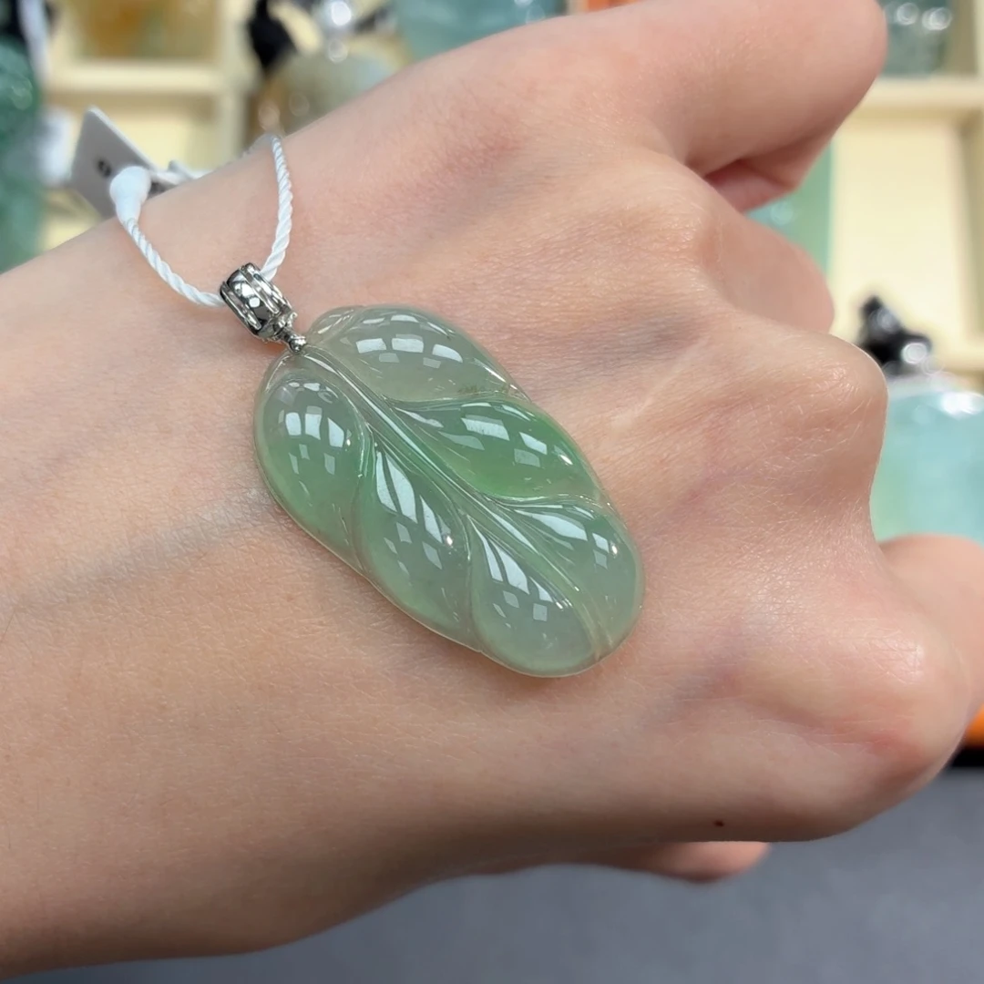 翡翠未镶嵌颈饰天然缅甸Ａ货翡翠