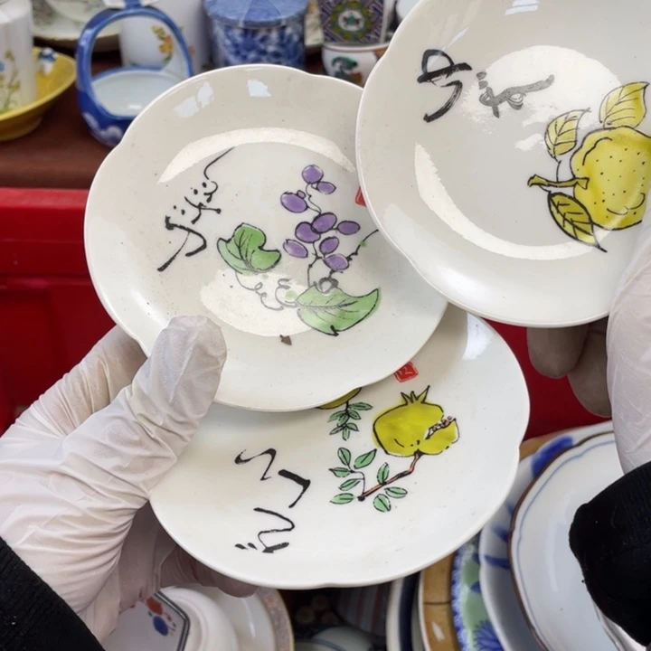 他家瓷器真美…开播了