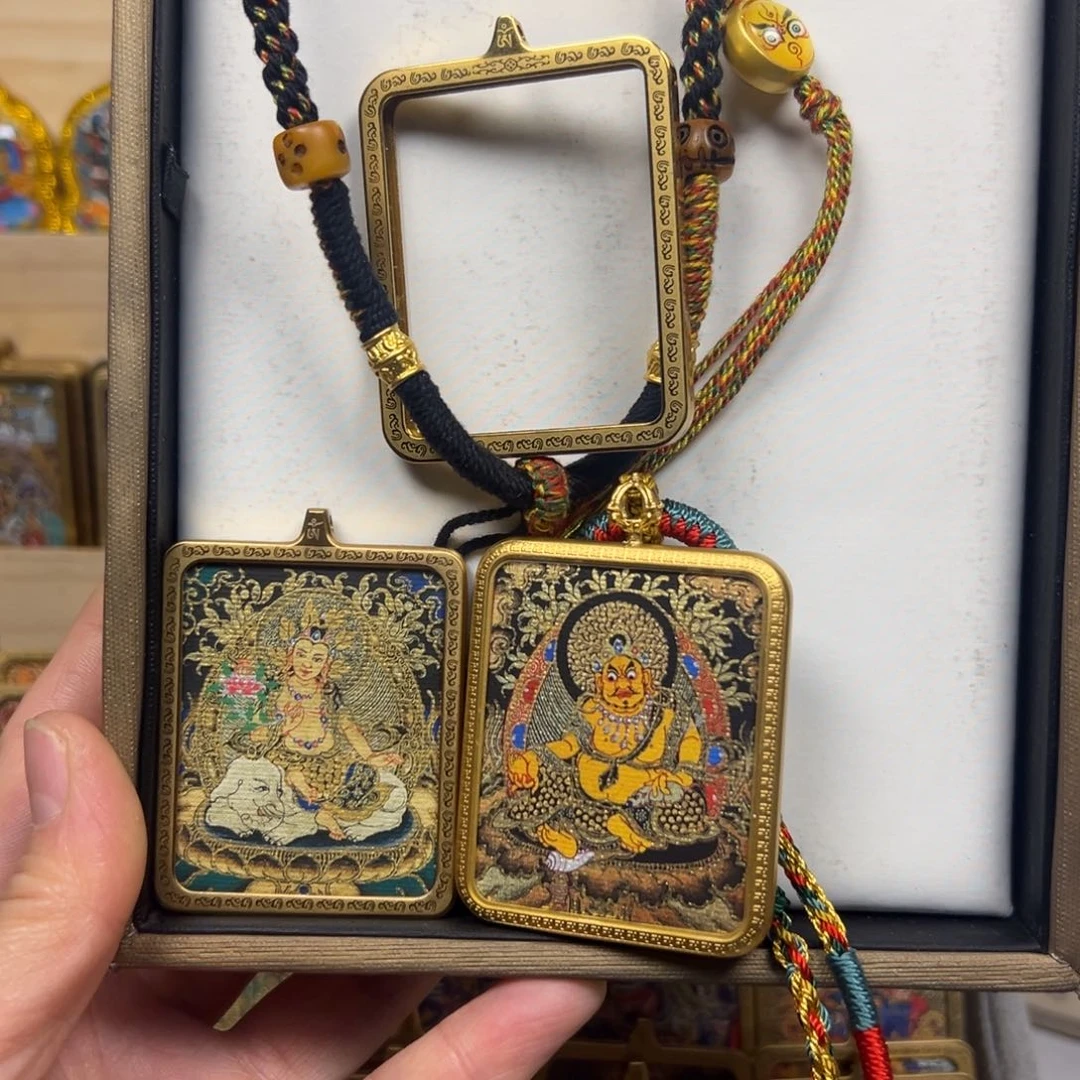 吊坠自****云黄财神普贤菩萨双面钛钢唐卡