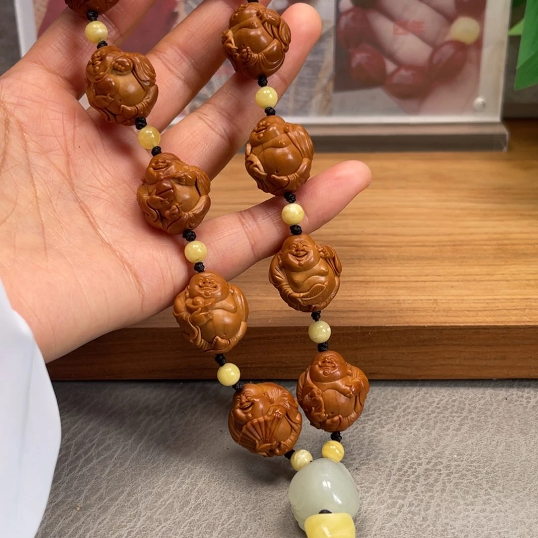 吊坠橄榄核弥勒手持