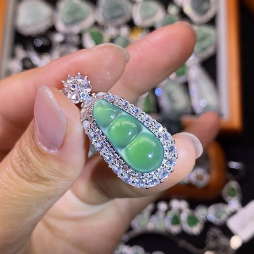 【闪购商品】翡翠颈饰未镶嵌天然