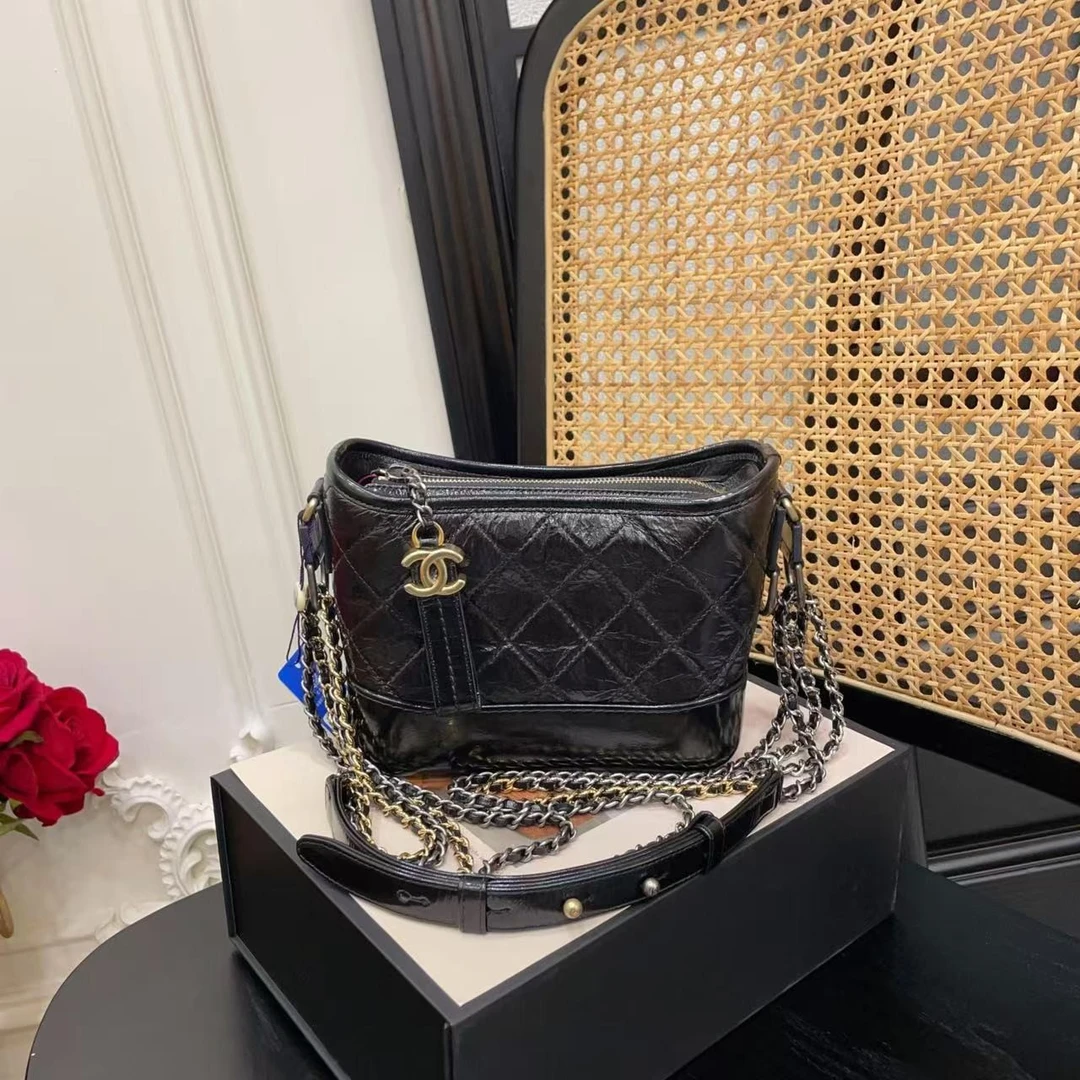 95新 Chanel/香奈儿 GGS丨流浪包小号黑金油蜡单肩包/84326218