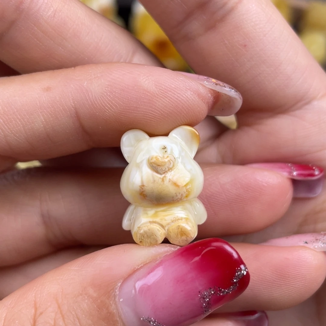 琥珀裸石未镶嵌蜜蜡