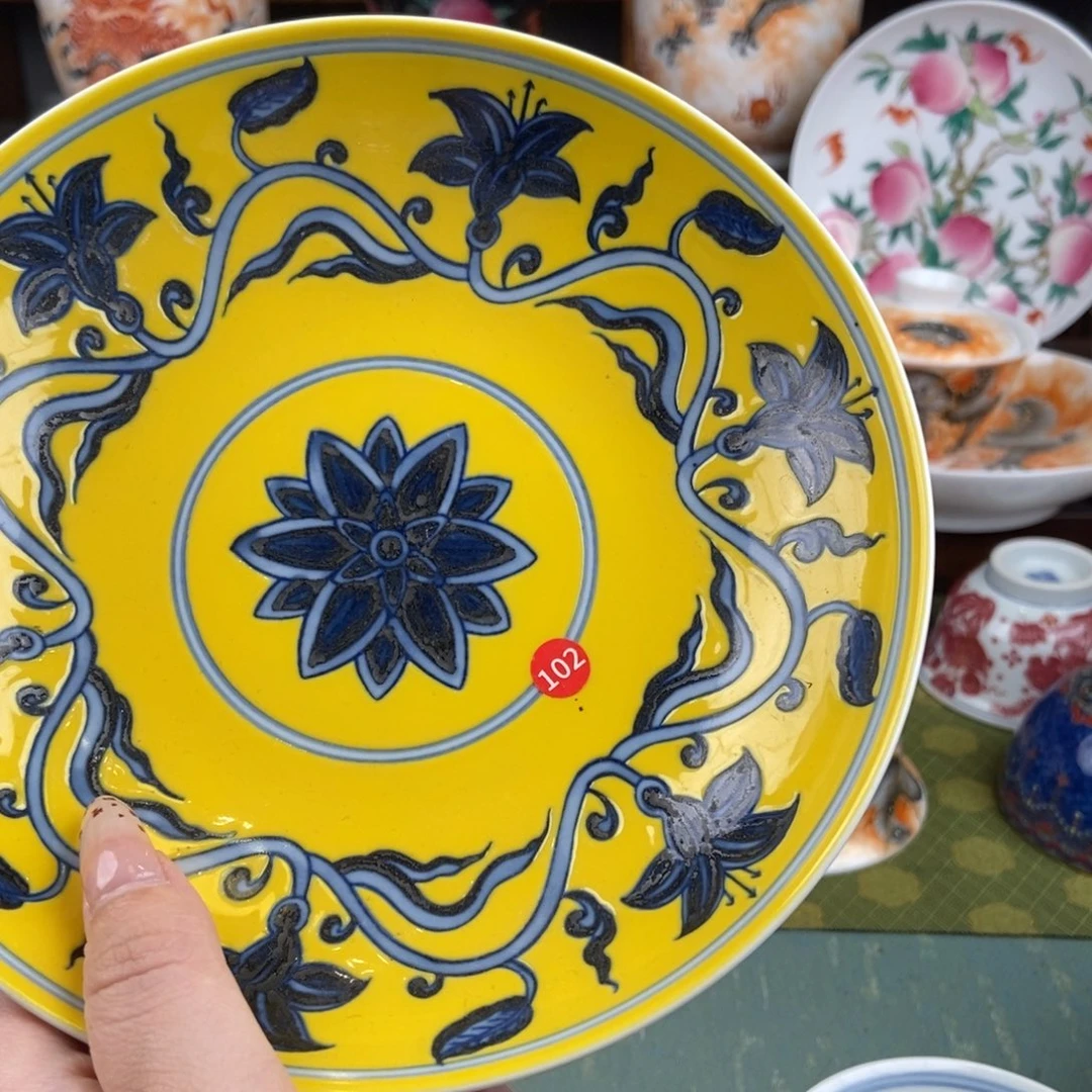 陶瓷的设计师是一个