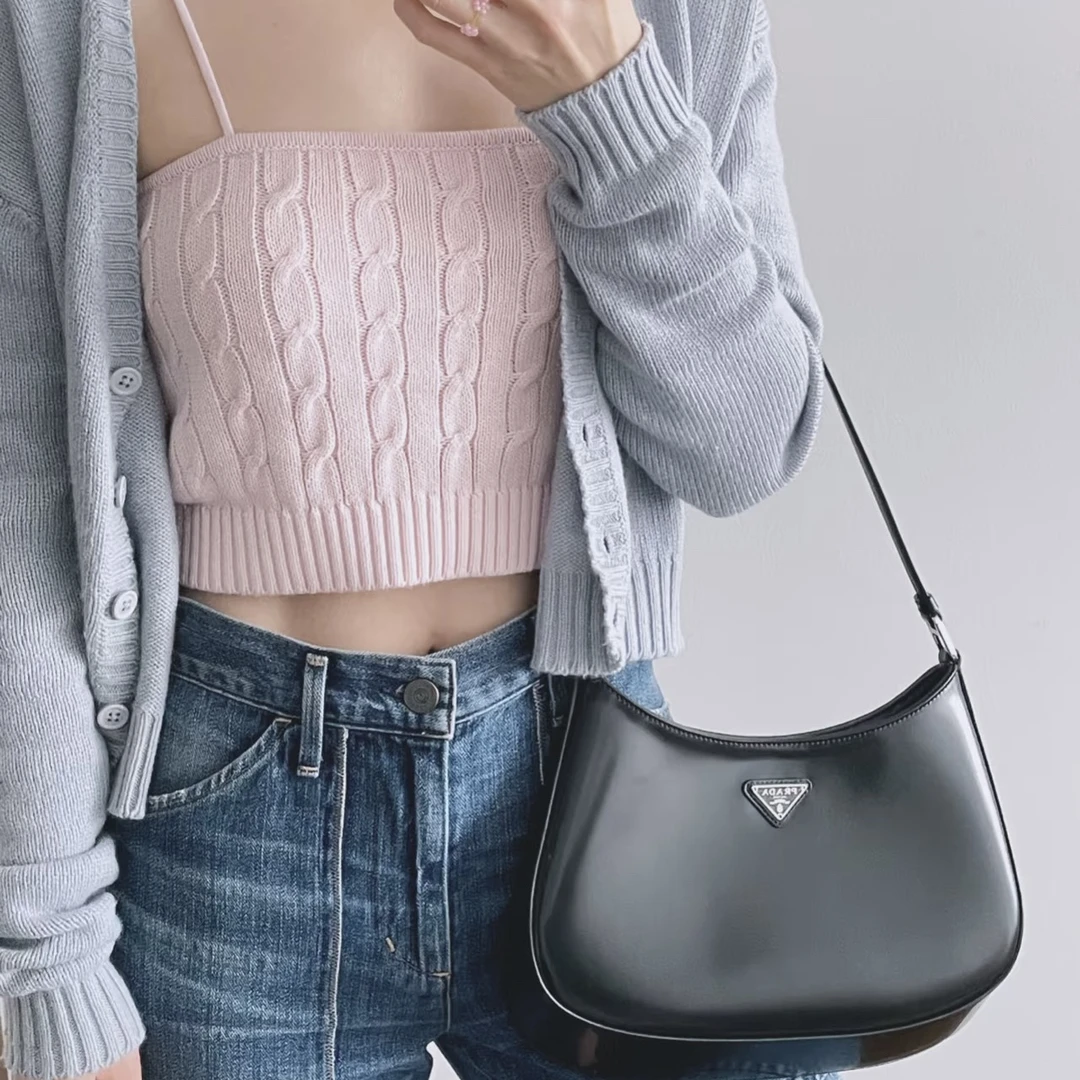 95新 Prada/普拉达 Prada/普拉达 单肩包 黑色hobo wd6130/2509