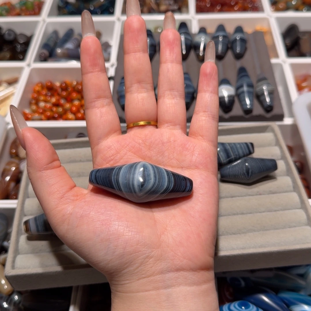 玛瑙/玉髓未镶嵌珠宝半成品
