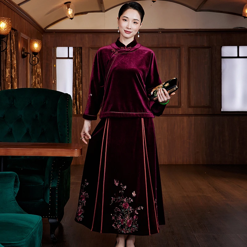 【晚睛风歇】丝绒上衣+半裙套装 触肤即暖蝶恋花刺绣精美绝伦W24320