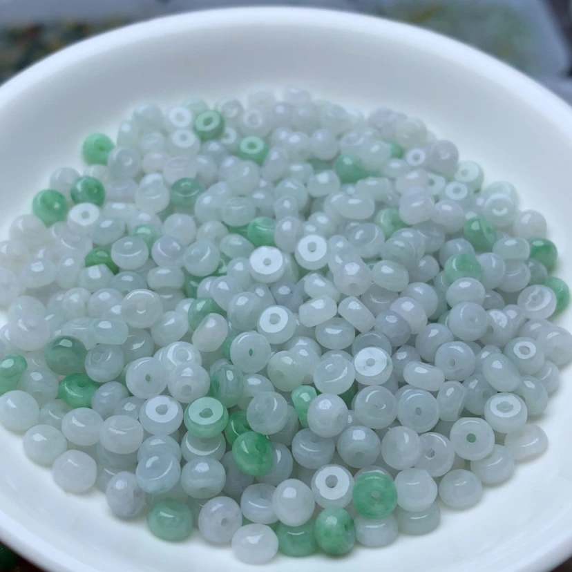 【闪购商品】翡翠手链未镶嵌卡3*5老胶绿白算盘100颗