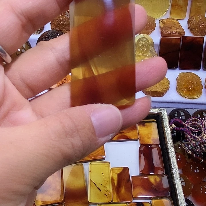 琥珀未镶嵌吊坠(不含链)天然缅甸琥珀金棕无事牌