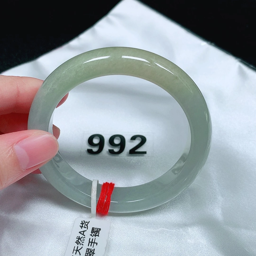 翡翠未镶嵌手镯翡翠手镯未镶嵌