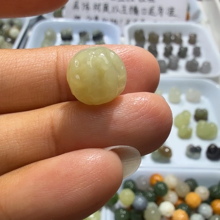 未镶嵌和田玉珠宝半成品