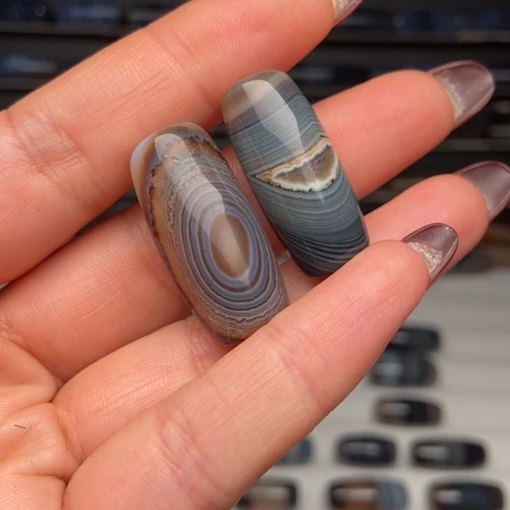 有***见玛瑙/玉髓未镶嵌珠宝半成品