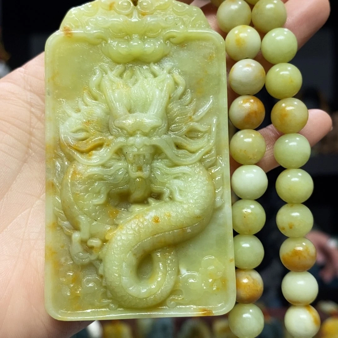 未镶嵌岫玉挂件吊坠