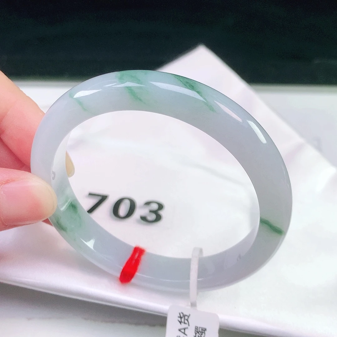 未镶嵌手镯翡翠703