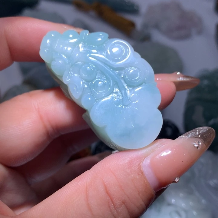 翡翠未镶嵌颈饰保真天然A货翡翠