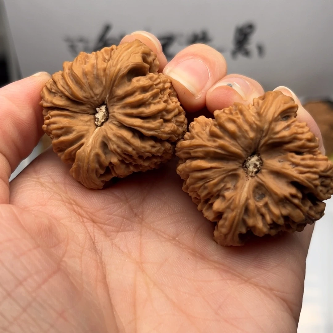 军***1文玩核桃吊坠南疆38