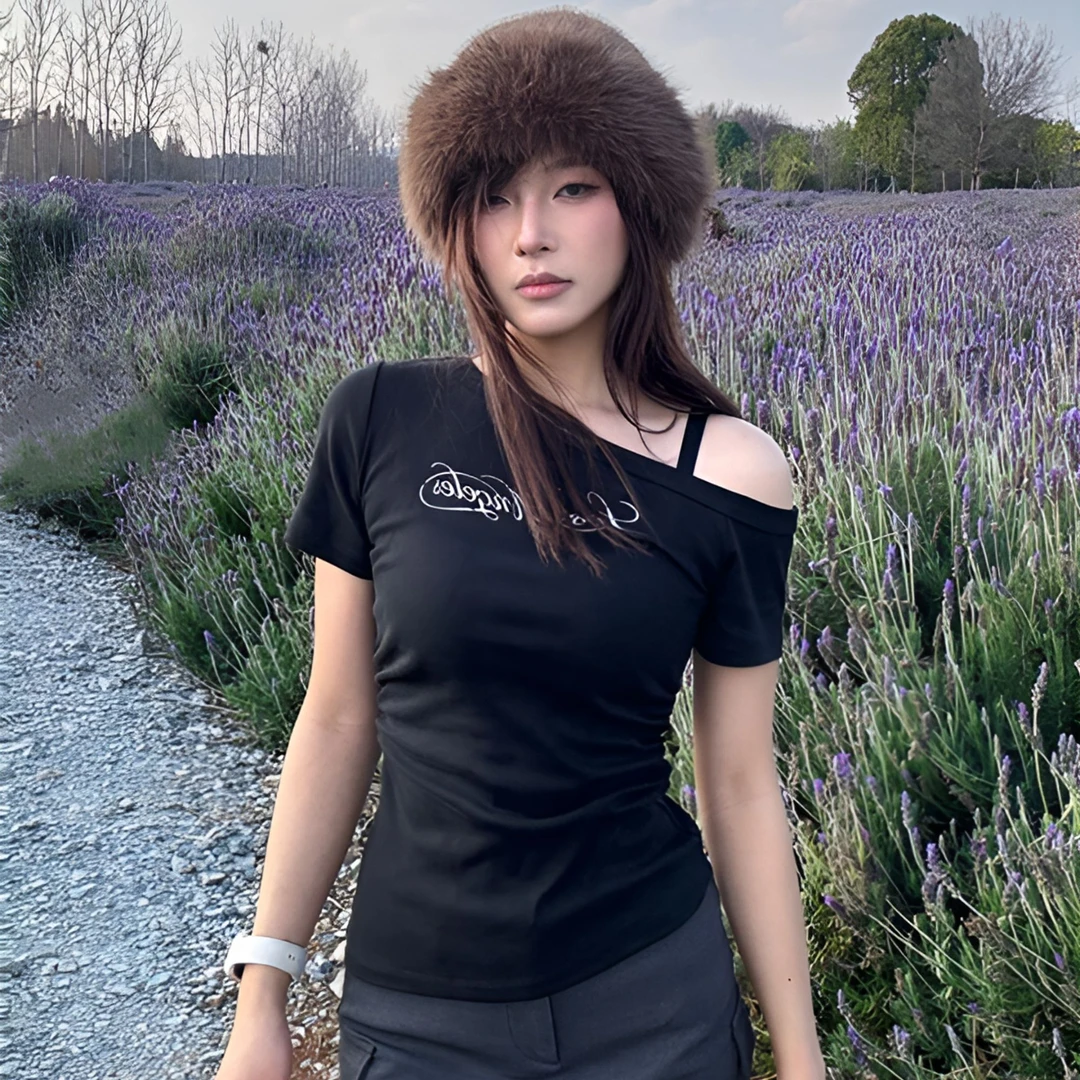 辣妹斜肩t恤女夏季新款字母印花短袖修身显瘦设计感小众短款上衣