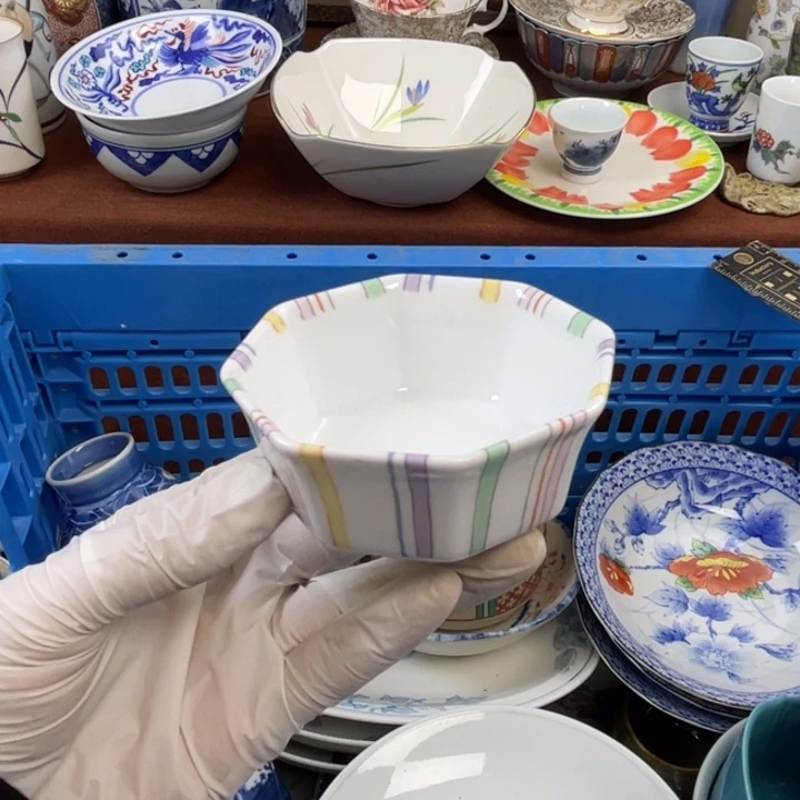 他家瓷器真美…开播了