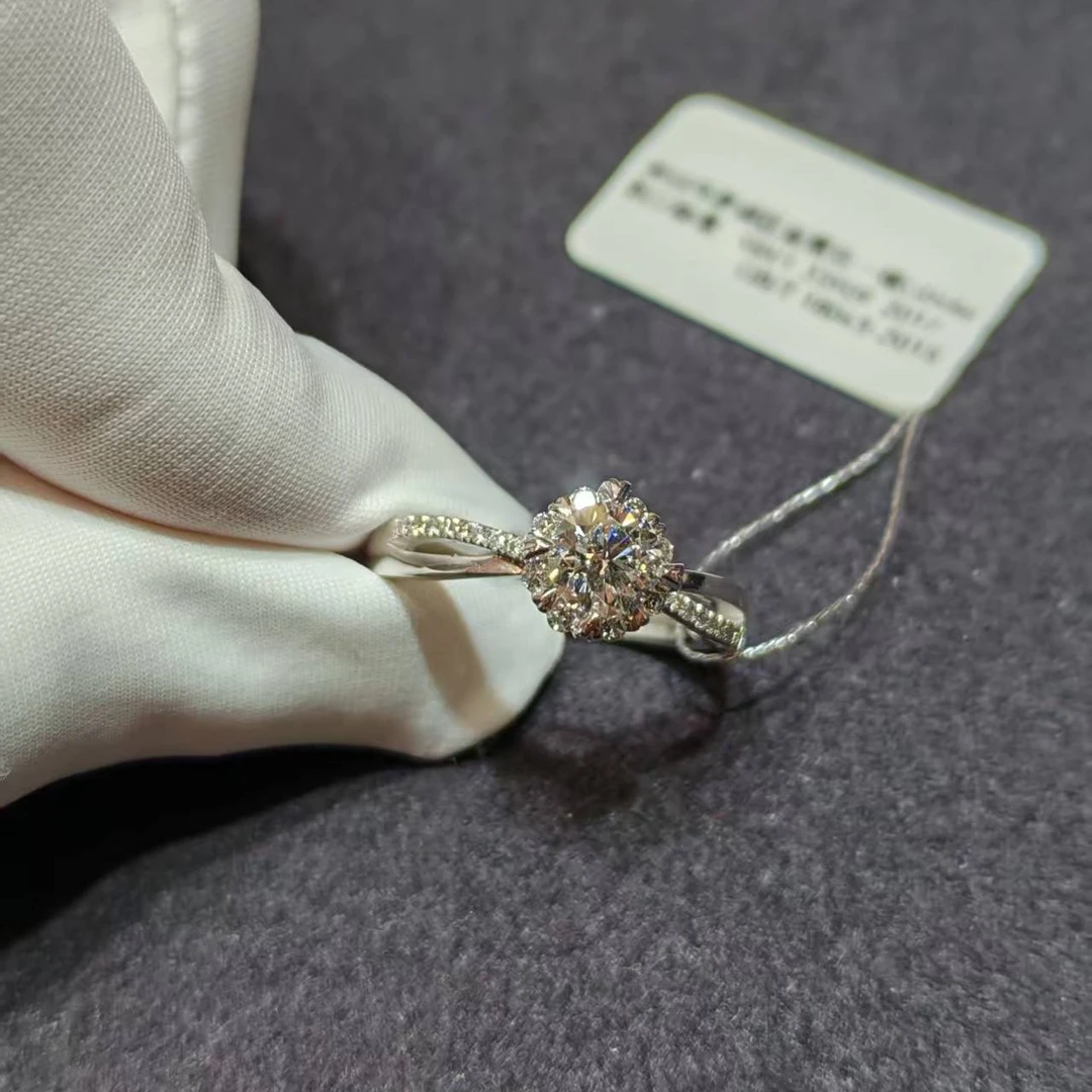 【合成/培育】心形4爪围镶 时尚潮流个性实验室培育钻戒婚戒