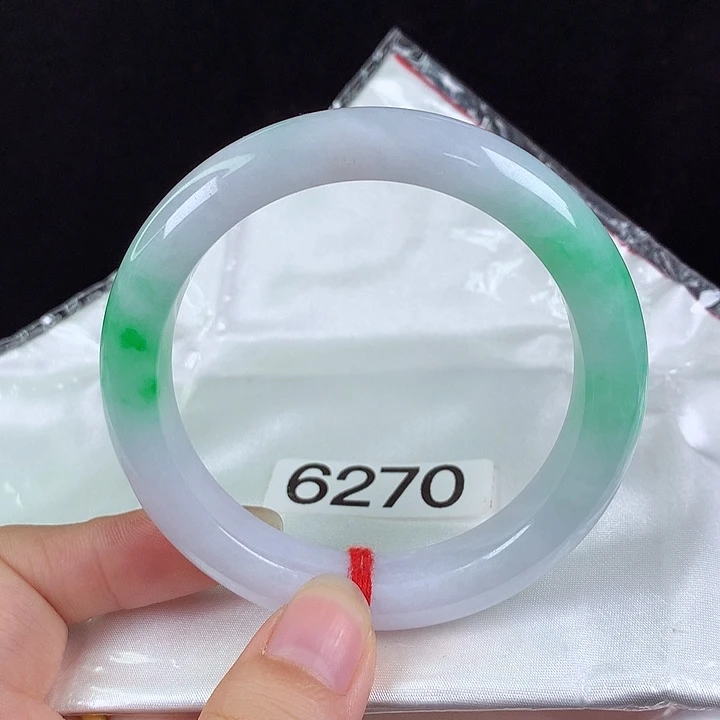 翡翠未镶嵌手镯58圈