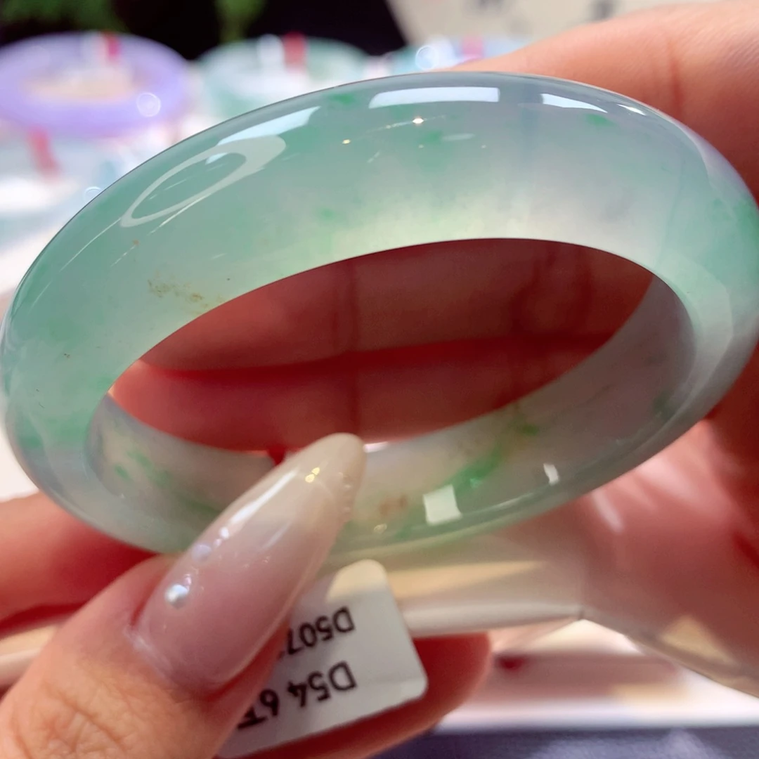 未镶嵌手镯（贵妃镯）翡翠贵妃39号66