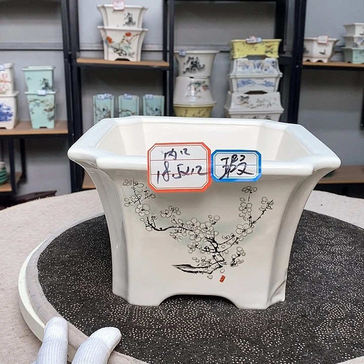 紫砂的花盆很漂亮14