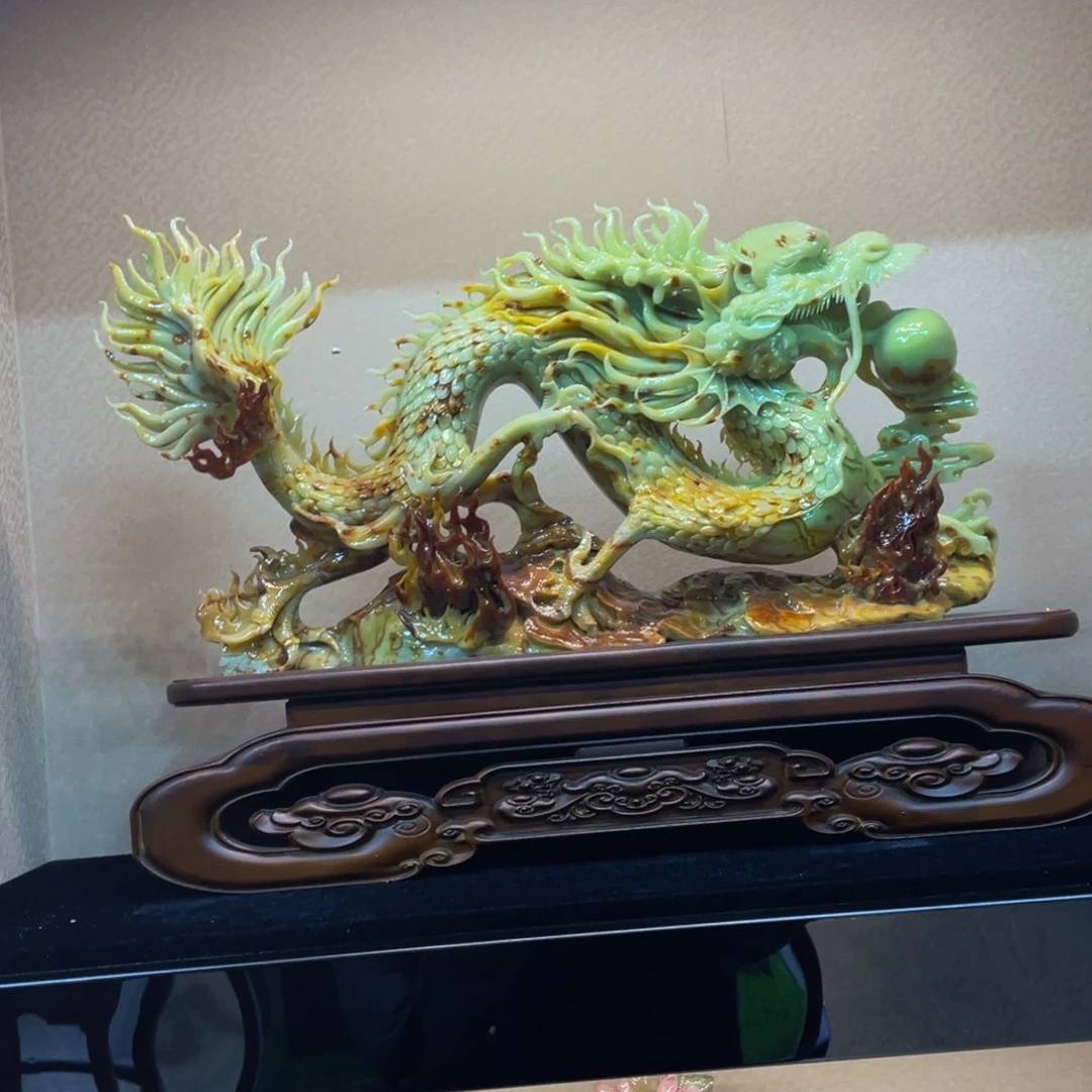 蛇纹石玉未镶嵌摆件