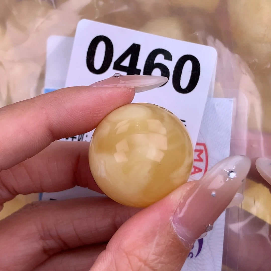 琥珀未镶嵌珠宝奇石25