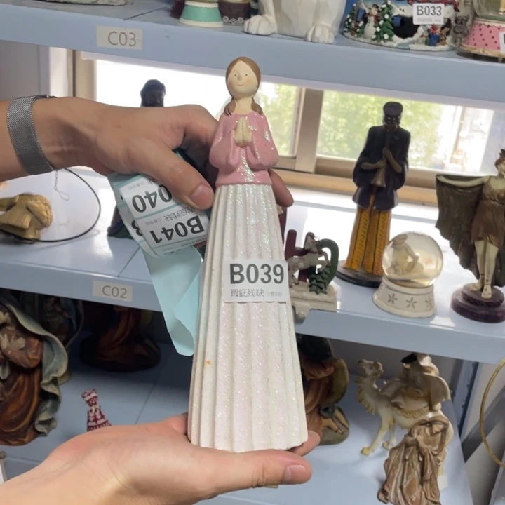 古***侠摆件孤品老货微瑕瓷