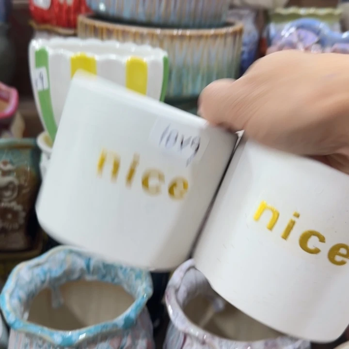 凑9块包邮，有孔，花盆