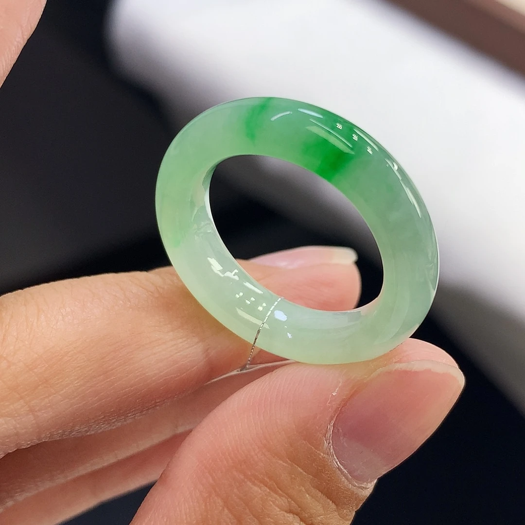 翡翠未镶嵌戒指19号