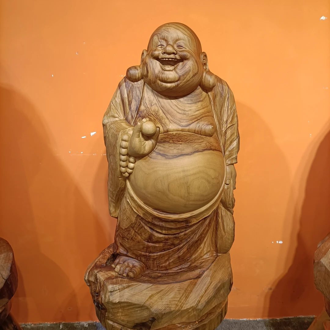 《大肚弥勒》（手拿佛珠）整木一体香樟木手工雕刻装饰落地大摆件