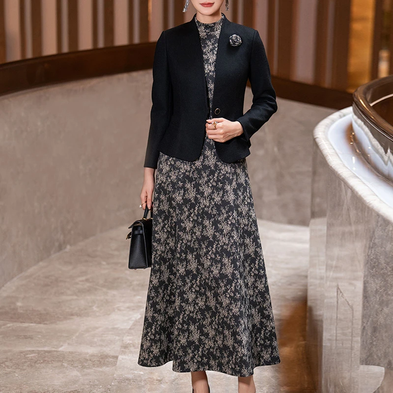 雾隐--首尚格释2024冬新款时尚优雅修身显瘦两件套女打底