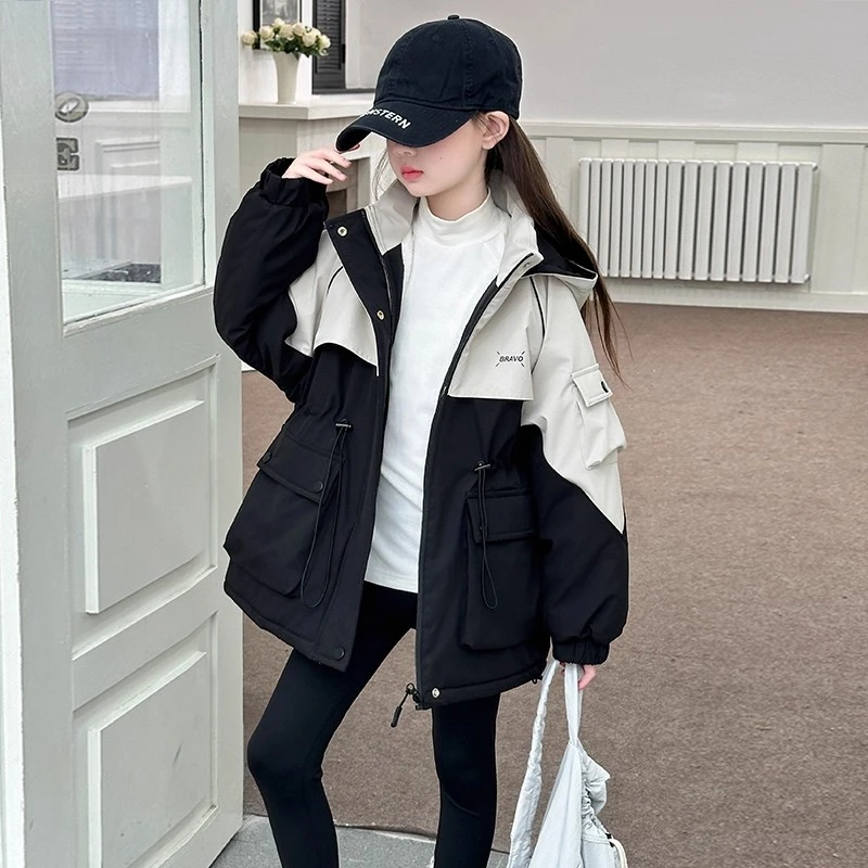 女童秋装外套2025新款洋气儿童秋冬拼色加厚上衣女大童时髦冲锋衣