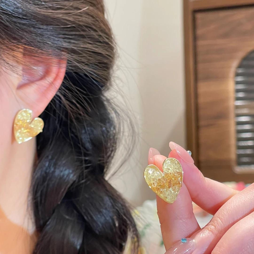 法式甜美爱心轻奢耳钉简约气质满镶时尚耳饰R1079