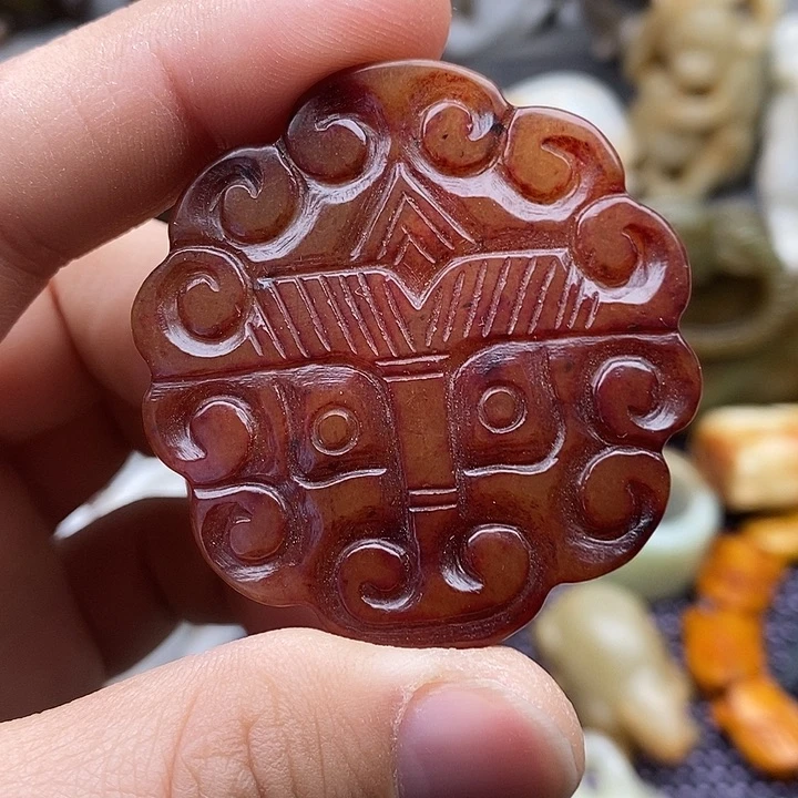 未镶嵌蛇纹石玉颈饰