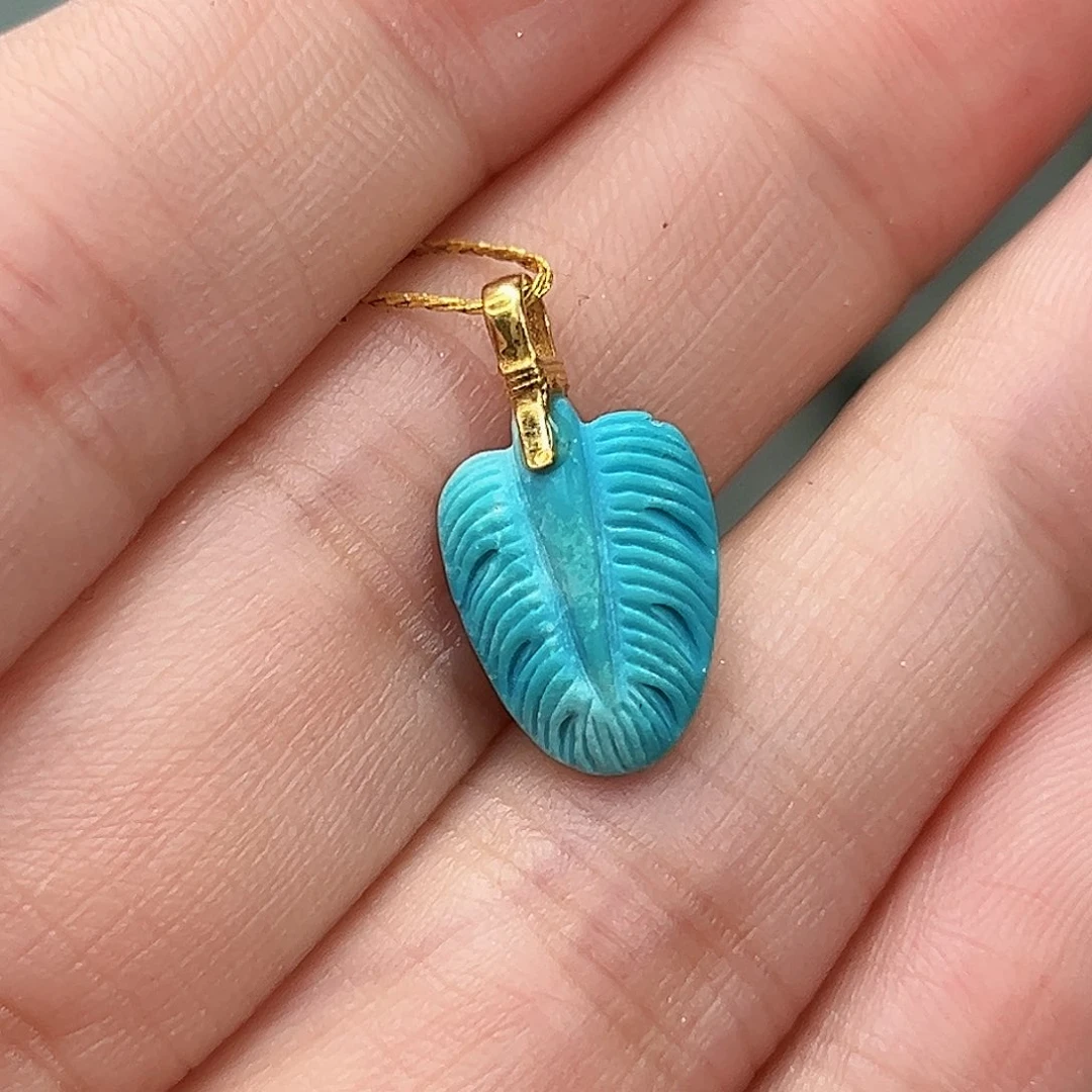 绿松石珠宝奇石18K金镶嵌