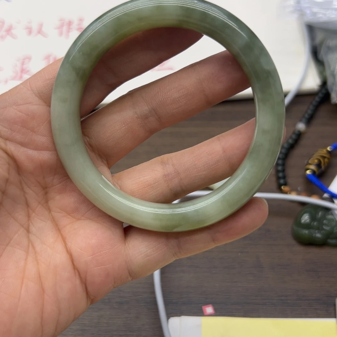 和田玉未镶嵌手镯60.7圈围508