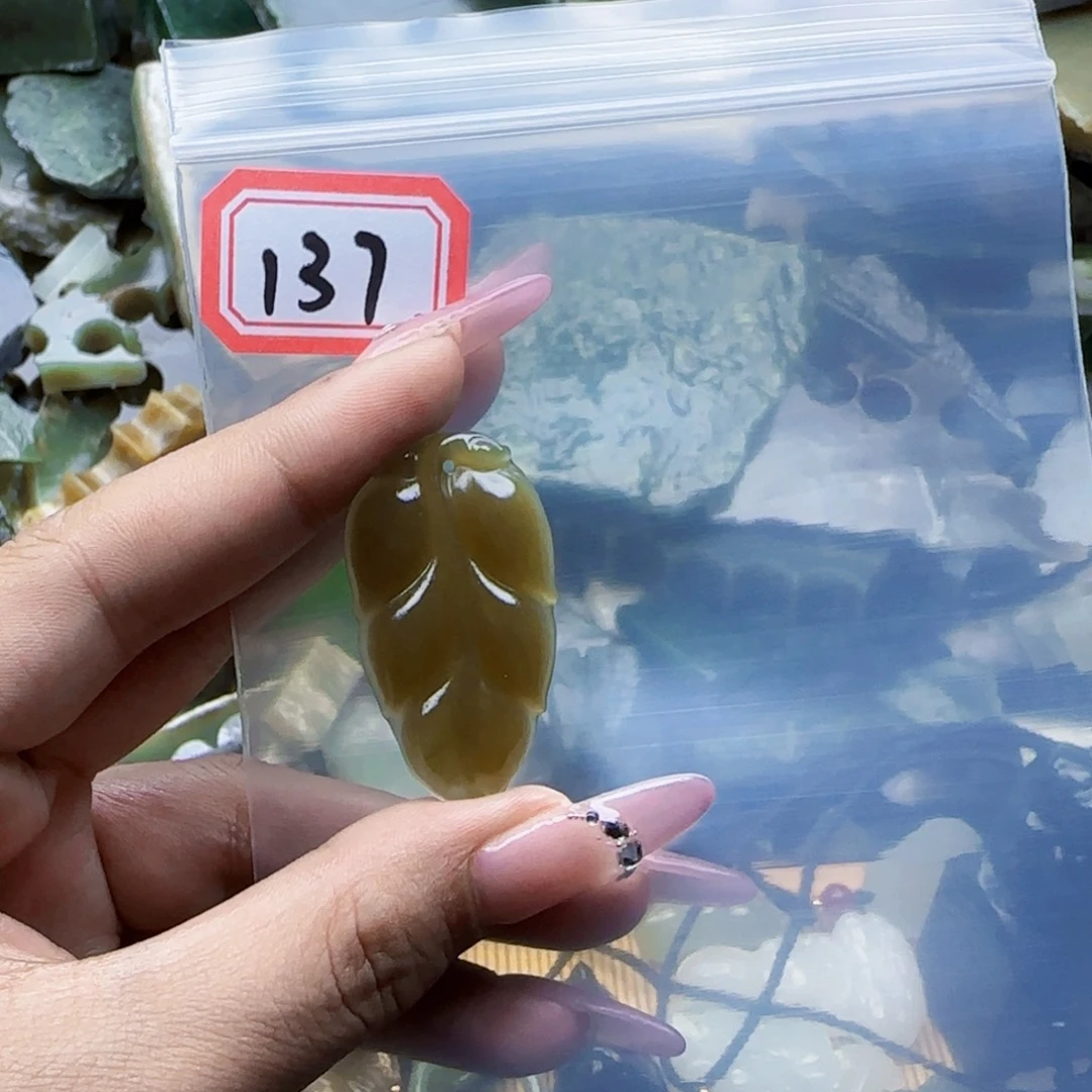 七***凡未镶嵌和田玉珠宝半成品